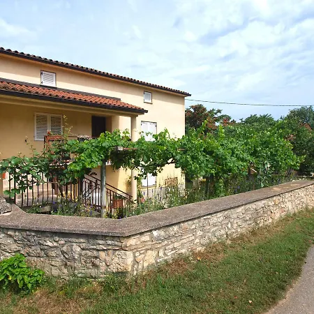 Ada 1546 Apartment Banjole